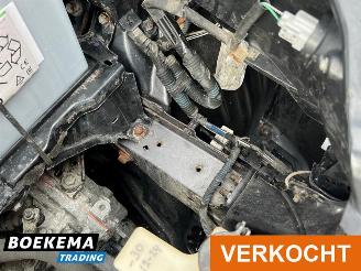 Toyota Verso S 1.3 VVT-i Aspiration Automaat Airco Camera picture 10