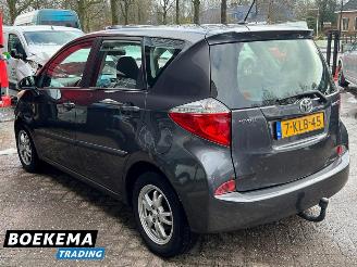 Toyota Verso S 1.3 VVT-i Aspiration Automaat Airco Camera picture 3