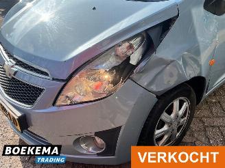 Chevrolet Spark 1.2 16V LTZ Navigatie Airco picture 6
