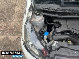 Peugeot 108 1.0 e-VTi Active Airco 5-Deurs picture 11