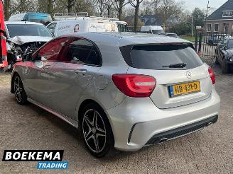 Mercedes A-klasse 180 Ambition AMG Automaat Navigatie Clima picture 3