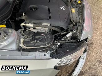 Mercedes A-klasse 180 Ambition AMG Automaat Navigatie Clima picture 11