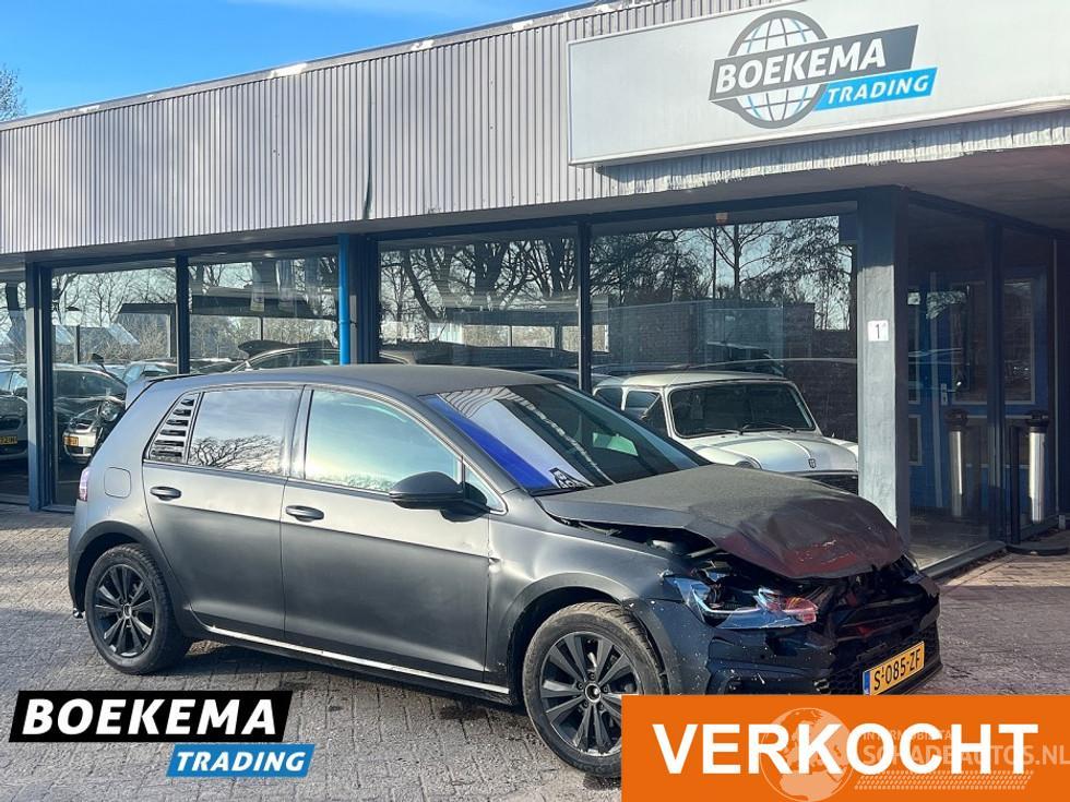 Volkswagen Golf 1.0 TSI R-Line DSG Navigatie Climate Cruise