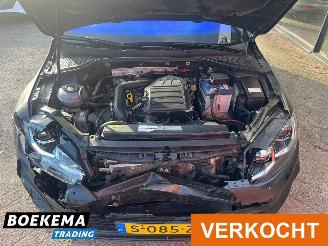 Volkswagen Golf 1.0 TSI R-Line DSG Navigatie Climate Cruise picture 6