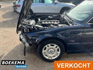 BMW 5-serie 520i Executive 6-Cilinder Airco picture 8