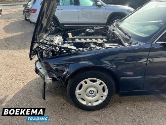 BMW 5-serie 520i Executive 6-Cilinder Airco picture 8