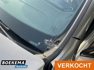 Mercedes A-klasse 250 e AMG Navigatie Camera Stoelverwarming picture 12