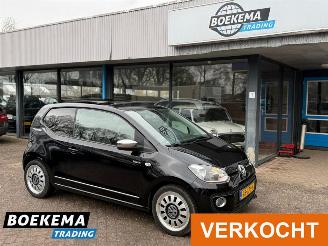 Voiture accidenté Volkswagen Up! 1.0 Black Up! Panorama Leer Stoelverwarming PDC Cruise 2013/1