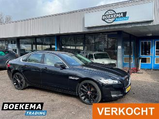 krockskadad bil auto Jaguar XF 2.0d Pure Navigatie Keyless Automaat Climate 2016/3