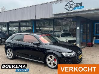 Damaged car Audi A3 2.0 TDI 184PK DSG Quattro S-Line B&O Panorama Sterrenhemel 2017/1