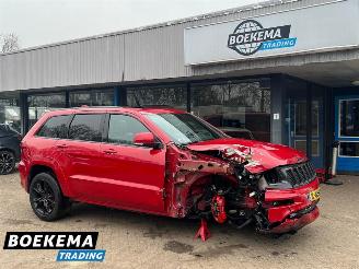 Voiture accidenté Jeep Grand-cherokee 6.4 Hemi SRT 468PK Panorama Harman/Kardon Memory Keyless Camera 2016/11
