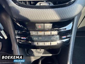 Peugeot 2008 1.2 PureTech Allure Navigatie Camera Climate picture 25
