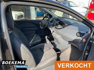 Renault Twingo 1.5 dCi Dynamique Climate Cruise picture 13