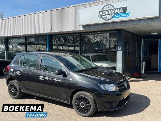 Schadeauto Dacia Sandero 1.2 16V Airco Elek-Ramen 2015/2