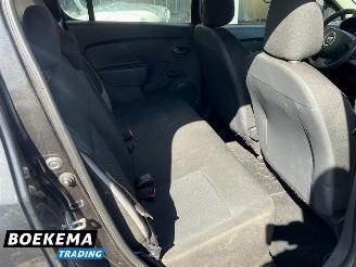 Dacia Sandero 1.2 16V Airco Elek-Ramen picture 10