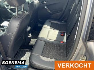 Peugeot 2008 1.6 VTi Allure Navigatie picture 18