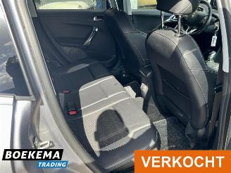 Peugeot 2008 1.6 VTi Allure Navigatie picture 20