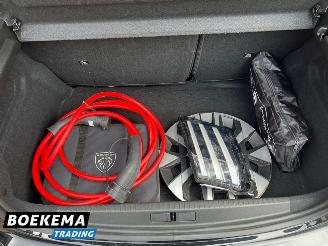 Peugeot e-208 EV Active 50 kWh Apple-Car Cruise PDC picture 22