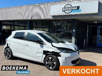 Damaged car Renault Zoé R110 Life Carshare 52 kWh Koopaccu! 2020/6