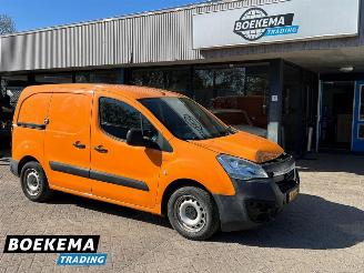 skadebil bedrijf Peugeot Partner 120 1.6 BlueHDi Premium Airco Cruise PDC 2018/4