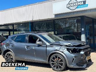 skadebil auto Cupra Formentor 1.4 e-Hybrid Performance Leer Memory Massage Stuurverwarming 2022/12
