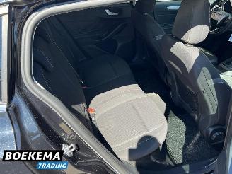 Ford Focus Wagon 1.0 EcoBoost ST Line X Business Navigatie Winterpalkket picture 16