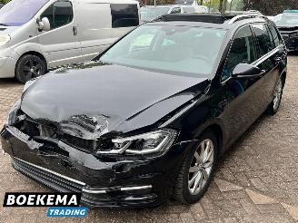 Volkswagen Golf 1.4 TSI Highline DSG Panorama Virtual Stoel/Stuurverw Massage Camera Trekhaak picture 4