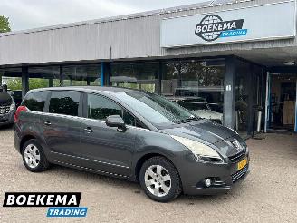 Schadeauto Peugeot 5008 1.6 VTi Blue Lease 7-Persoons Leer Stoelverwarming Navigatie Climate Cruise 2010/10