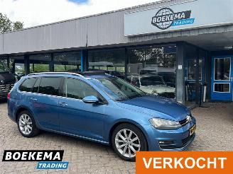 krockskadad bil auto Volkswagen Golf Variant 2.0 TDI 150PK Highline DSG Panorama Standkachel Leer Navigatie F1 2013/9