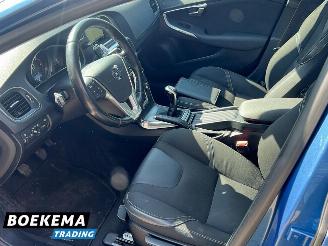 Volvo V-40 2.0 D4 Summum Business Glazen Dak Navigatie Cruise picture 9