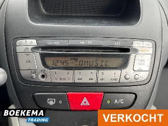 Peugeot 107 1.0 12V XR Airco 5-Deurs picture 19