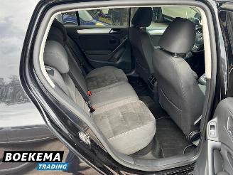 Volkswagen Golf 1.2 TSI Highline DSG Climate Cruise picture 17
