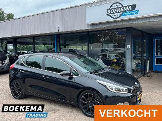 Damaged car Kia Cee d cee'd 1.6 GDI Business Pack Navigatie Camera Cruise Climate 2013/7