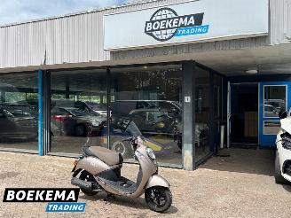 danneggiata scooter Sym  Mio 50 Snor 2014/9