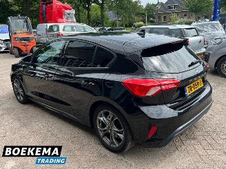 Ford Focus 1.0 EcoBoost ST Line Winterpakket Navi Clima Cruise picture 3