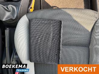 Renault Clio 1.2 TCe Special Line Navigatie Airco picture 18