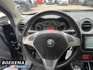 Alfa Romeo MiTo 1.4 Distinctive Clima Navi Elektrische Ramen picture 14