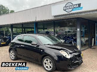 Vaurioauto  passenger cars Alfa Romeo MiTo 1.4 Distinctive Clima Navi Elektrisch ramen Licht metaal 2010/3