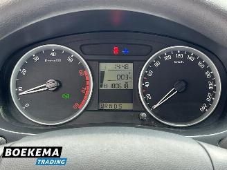 Skoda Fabia 1.6-16V Ambiente Automaat Airco Stoelverwarming PDC Trekhaak picture 22