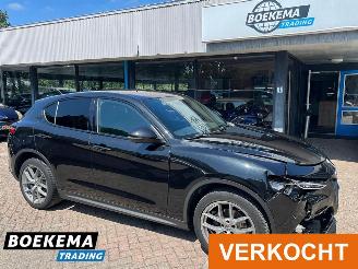 skadebil auto Alfa Romeo Stelvio 2.0 T AWD Super Stoel-/Stuur Verwarming Memory Keyless 2018/6