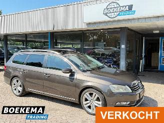 Vaurioauto  passenger cars Volkswagen Passat Variant 1.4 TSI DSG ABT Keyless Panorama Leer Stoelverwarming 2012/6