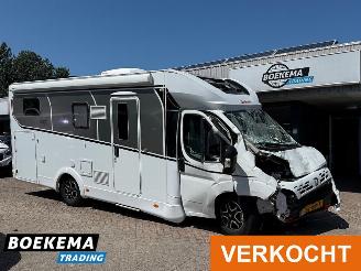 damaged campers Dethleffs  JUST T 7052 140PK Automaat Garage Enkele-Bedden Dakairco Luifel Zonnepaneel 2025/9