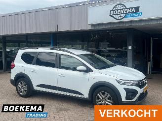 Vaurioauto  passenger cars Dacia Jogger 1.0 TCe 100 ECO-G 7p. Airco Elektrische ramen 2023/8