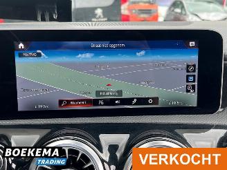 Mercedes A-klasse 220 Premium Plus 190PK AMG Automaat Panorma Camera picture 20
