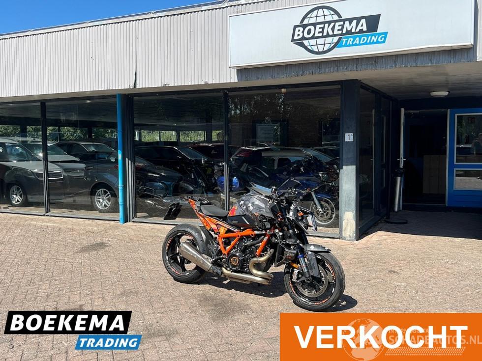 KTM SuperDuke R 1390