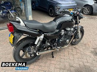 Honda CB Seven fifty 750 F2 picture 3