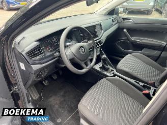 Volkswagen Polo 1.0 Highline Navigatie Cruise Airco 5-Deurs picture 10