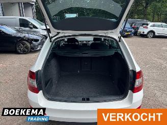 Skoda Octavia Combi 1.2 TSI Businessline Automaat Navi Cruise Clima picture 13