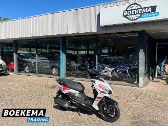 skadebil bromfiets GTS  Sirocco 45KM Brom 2025/9