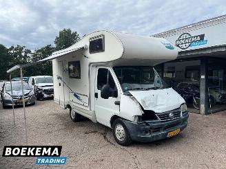 dommages  camping cars Mc Louis  McLouis Lagan 410 2.0 JTD 6 -Persoons Luifel Schotel Fietsendrager 2005/4